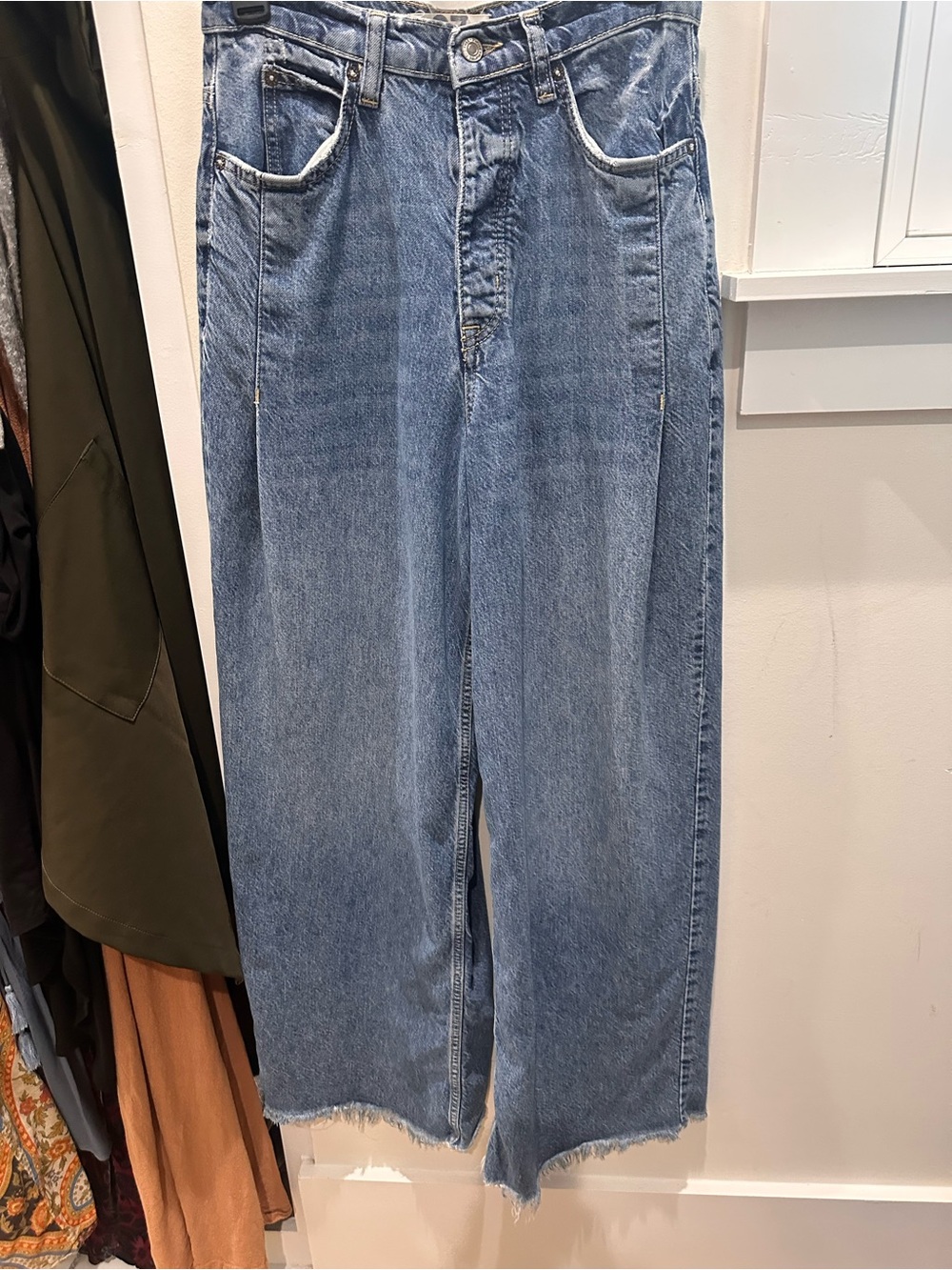 We the Free Old West Slouchy jeans 27 EUC 🤠 high-rise wide- leg - Picture 3 of 6